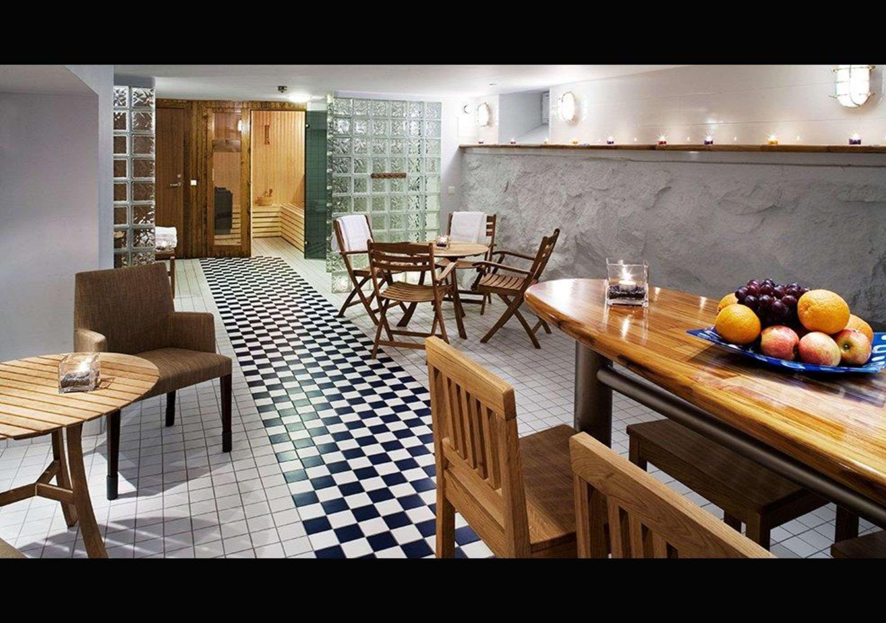 Home Hotel Kung Oscar Trollhättan Kültér fotó