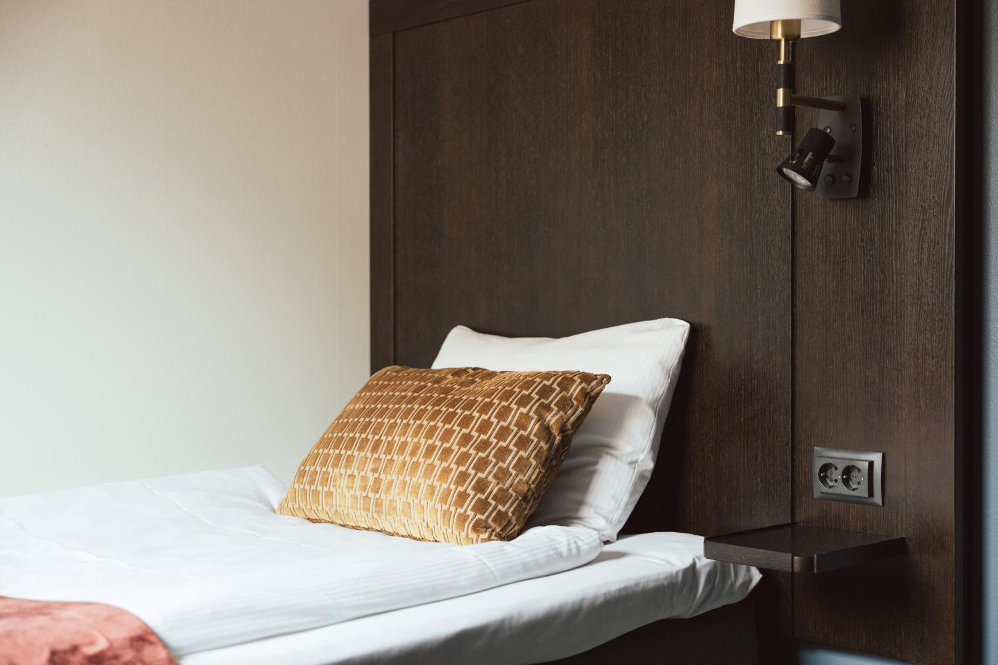 Home Hotel Kung Oscar Trollhättan Kültér fotó